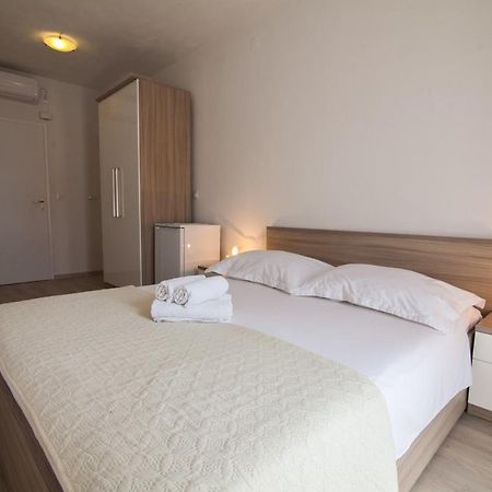Eni Apartments Bol Ngoại thất bức ảnh