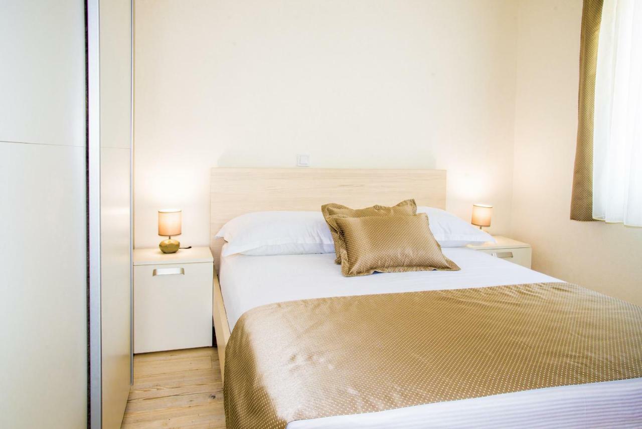 Eni Apartments Bol Ngoại thất bức ảnh